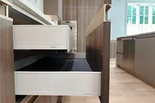 3818 Drake St, Houston, TX 77005 - Photo 11