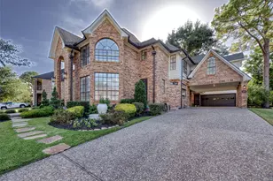 240 Edgewood Dr, Montgomery, TX 77356 - Photo 1