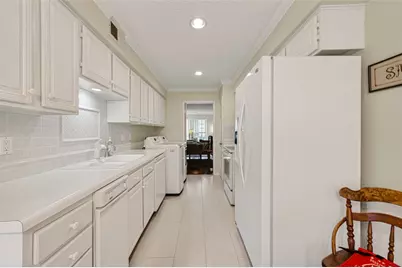 14191 Misty Meadow Lane, Houston, TX 77079 - Photo 13