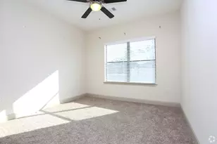 8520 Madie Dr, Houston, TX 77022 - Photo 21