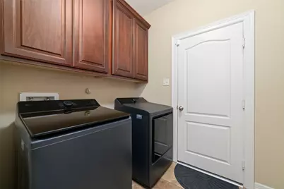 310 Regal Court, Bellville, TX 77418 - Photo 19