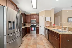 310 Regal Ct, Bellville, TX 77418 - Photo 11