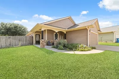 310 Regal Court, Bellville, TX 77418 - Photo 3