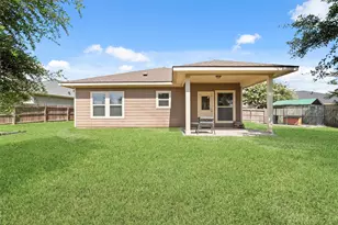 310 Regal Ct, Bellville, TX 77418 - Photo 23