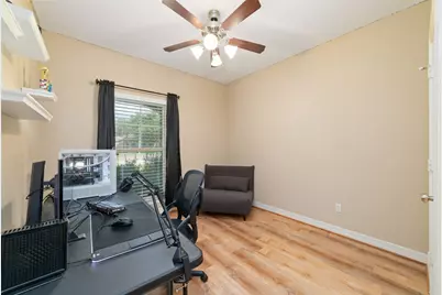310 Regal Court, Bellville, TX 77418 - Photo 21
