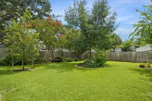 12122 Kimberley Ln, Houston, TX 77024 - Photo 39