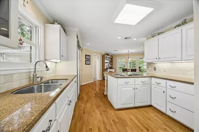 12122 Kimberley Lane, Houston, TX 77024 - Photo 9