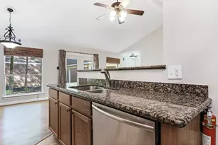15 Tulip Hill Ct, The Woodlands, TX 77380 - Photo 13