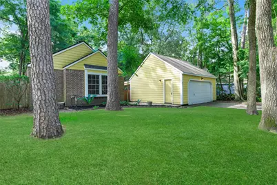 15 Tulip Hill Court, The Woodlands, TX 77380 - Photo 1