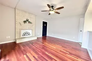 3919 Fairmont Pkwy, Pasadena, TX 77504 - Photo 5