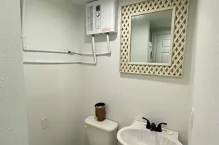 8341 Detroit St, Houston, TX 77017 - Photo 9