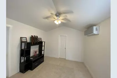 8341 Detroit Street, Houston, TX 77017 - Photo 3