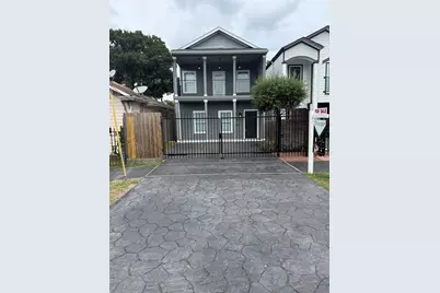 8309 John Street, Houston, TX 77012 - Photo 1