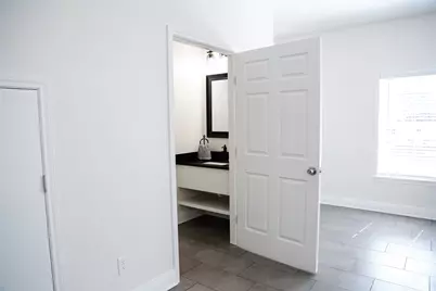 8309 John Street, Houston, TX 77012 - Photo 5