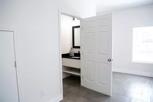 8309 John St, Houston, TX 77012 - Photo 5