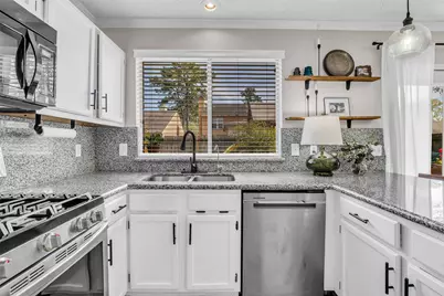 9415 Towerstone Drive, Spring, TX 77379 - Photo 19