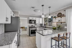 9415 Towerstone Dr, Spring, TX 77379 - Photo 5