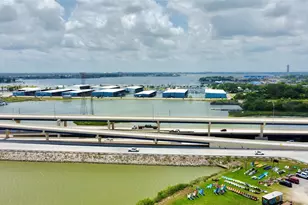 4513 S Flamingo Dr, Seabrook, TX 77586 - Photo 39