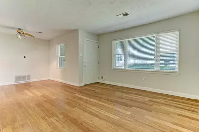 2015 Ebony Lane, Houston, TX 77018 - Photo 3