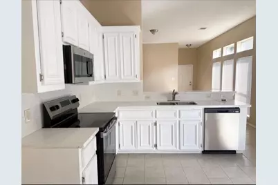 2107 Castle Gardens Lane, Katy, TX 77449 - Photo 7