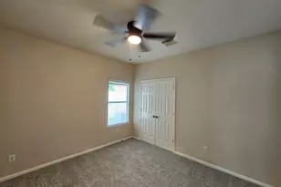 1927 Wood Trails Ct, Missouri City, TX 77489 - Photo 9