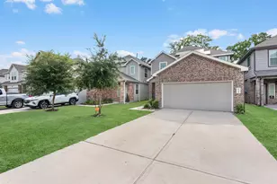 25384 Grotto Falls Ln, Porter, TX 77365 - Photo 3