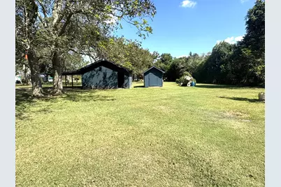 1207 Half Moon Drive, Wharton, TX 77488 - Photo 11