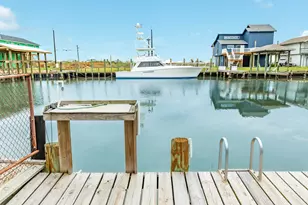 306 Pompano Ln, Surfside Beach, TX 77541 - Photo 13