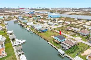 306 Pompano Ln, Surfside Beach, TX 77541 - Photo 37