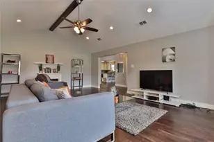 211 Bayou Rd, Lake Jackson, TX 77566 - Photo 9