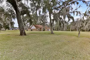 211 Bayou Rd, Lake Jackson, TX 77566 - Photo 3