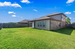 2715 Fairfield Landing Ln, Pearland, TX 77089 - Photo 5