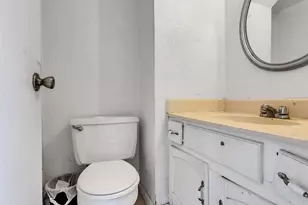 12254 Wild Pine Dr, Houston, TX 77039 - Photo 19