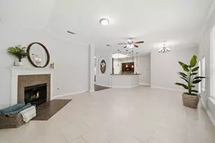11308 Windy Dawn Dr, Pearland, TX 77584 - Photo 3