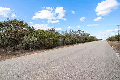 578 Falconwood Drive, San Marcos, TX 78666 - Photo 5