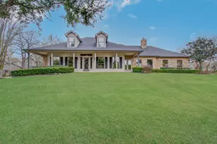 3315 E Bayou Dr, Shoreacres, TX 77571 - Photo 3