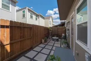 5423 Camaguey St, Houston, TX 77023 - Photo 29