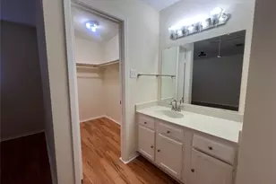 3837 Tanglewilde St, Houston, TX 77063 - Photo 9