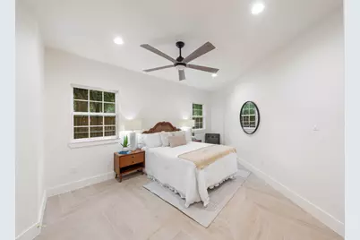 802 W 41st Street, Houston, TX 77018 - Photo 15