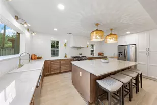 802 W 41st St, Houston, TX 77018 - Photo 13