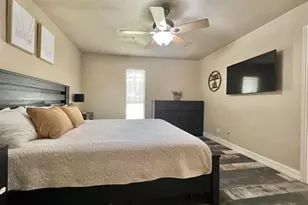 6790 Greenwood Dr, Beaumont, TX 77706 - Photo 15