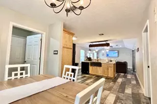 6790 Greenwood Dr, Beaumont, TX 77706 - Photo 13
