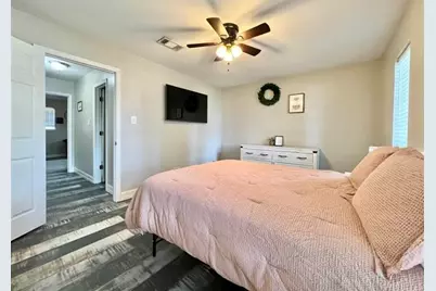 6790 Greenwood Drive, Beaumont, TX 77706 - Photo 23