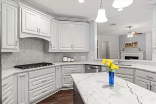 3102 Silverberry Trail, Kingwood, TX 77345 - Photo 11