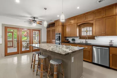 518 Byrne Street, Houston, TX 77009 - Photo 11