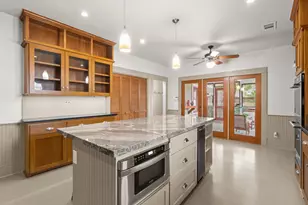 518 Byrne St, Houston, TX 77009 - Photo 15