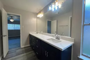 15631 Pilgrim Hall Dr, Friendswood, TX 77546 - Photo 9