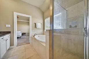 1113 Sherwood Trails, Houston, TX 77043 - Photo 15