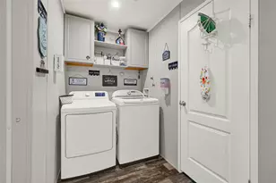 2105 Eagle Rd, Anahuac, TX 77514 - Photo 41