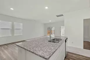 31338 Gayle Prairie Oaks St, Waller, TX 77484 - Photo 3